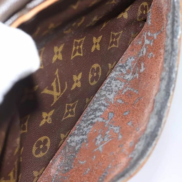 LOUIS VUITTON Monogram Compiegne 28 Clutch Bag - Picture 12 of 16
